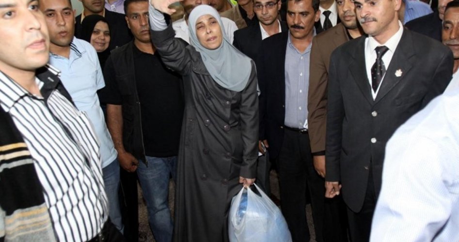 أحلام التميمي لحظة تحررها عام 2011
