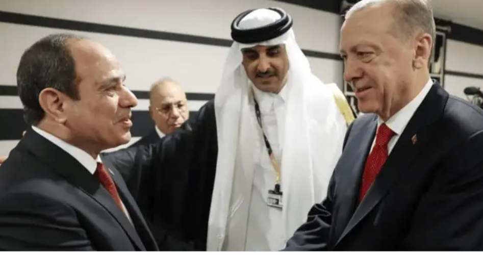 أردوغان والسيسي وامير قطر