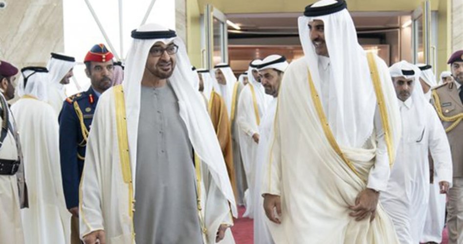 أمير قطر مستقبلا رئيس الامارات