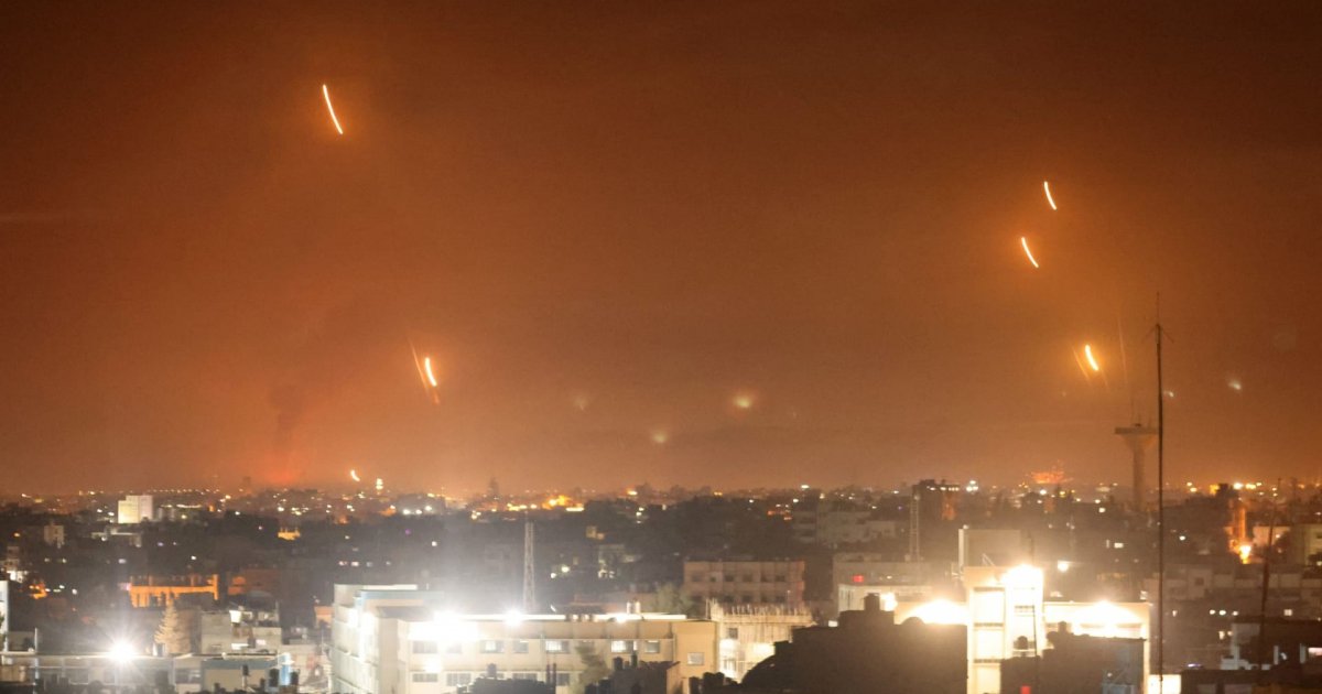 سوريا تضرب جولان بالصواريخ وإسرائيل ترد وتتوعد
