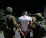 قوات الاحتلال الاسرائيلي تعتقل شاب فلسطيني- أرشيف