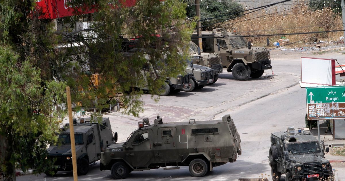الان – استشهاد 8 فلسطينيين بقصف إسرائيلي في مخيم جنين . جريدة البوكس نيوز