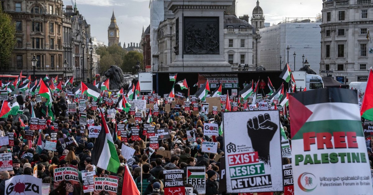 الان – 1.5 مليون شخص يتظاهرون في لندن نصرة لغزة . جريدة البوكس نيوز