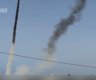 لحظة اطلاق صواريخ القسام باتجاه منطقة كرم أبو سالم