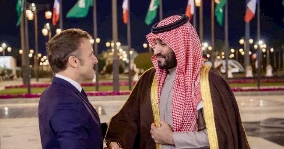 محمد بن سلمان وإيمانويل ماكرون