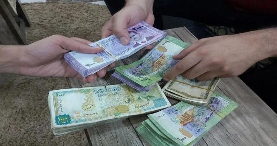 سعر الليرة السورية اليوم مقابل الدولار .. 100 دولار تساوي كم ليرة سورية اليوم؟